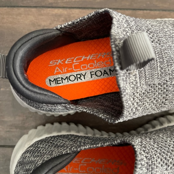 Grey so clean..hardly worn - Picture 2 of 5